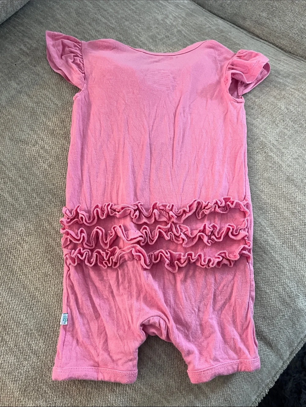 POSH PEANUT Pink Bamboo Romper with Button Front 6-9 Mos